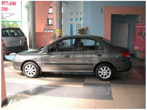 Ochranné lišty dveří Kia Rio 05-10R, MODEL F-4