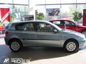 Ochranné lišty dveří Alfa Romeo 147 00-10R htb MODEL F-5